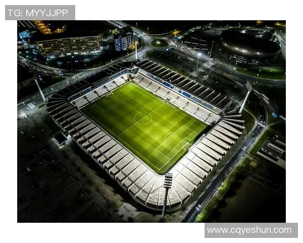 纯白球星闪耀绿茵赛场书写无瑕传奇引领足球新风潮